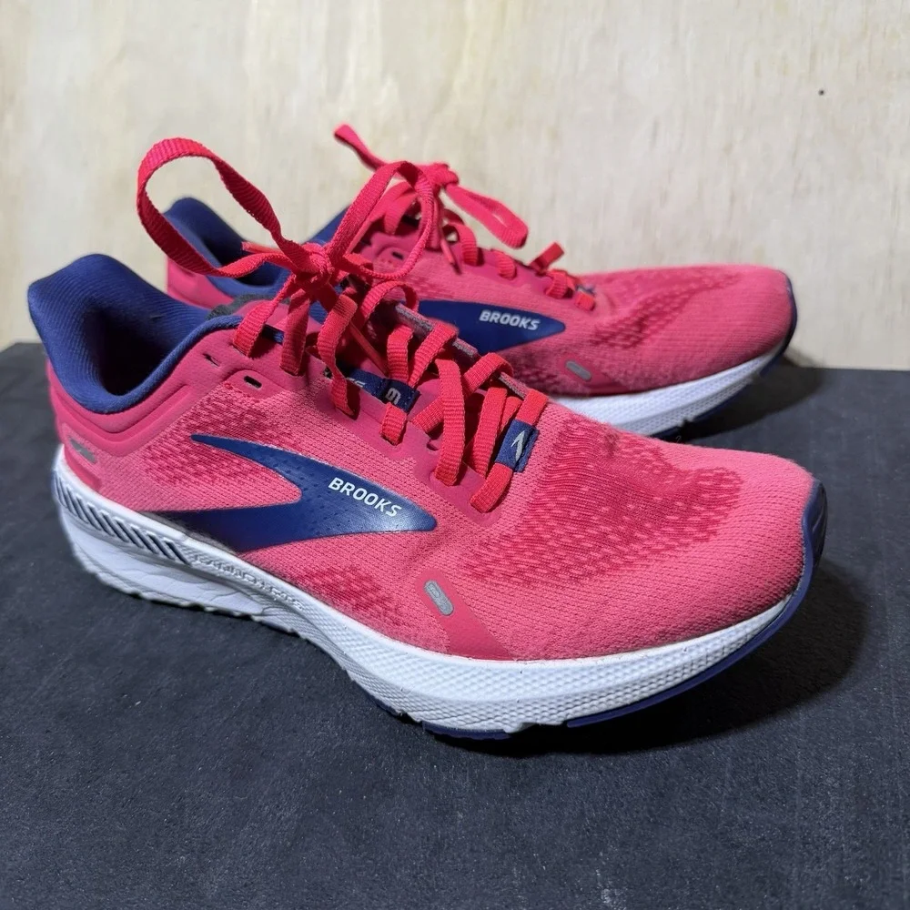 Brooks Launch GTS 9 Women's Size 8 Running Shoes Training Sneakers 1203741B604